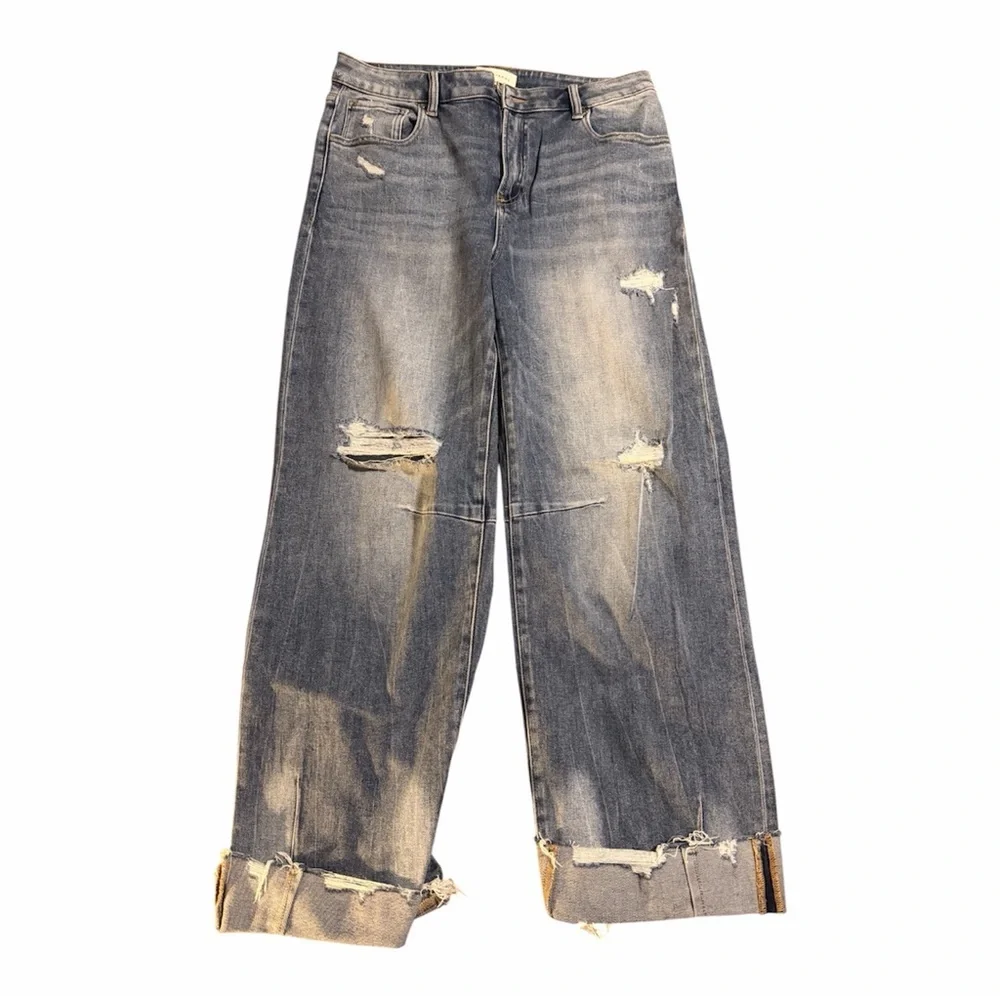 Risen wide leg jeans